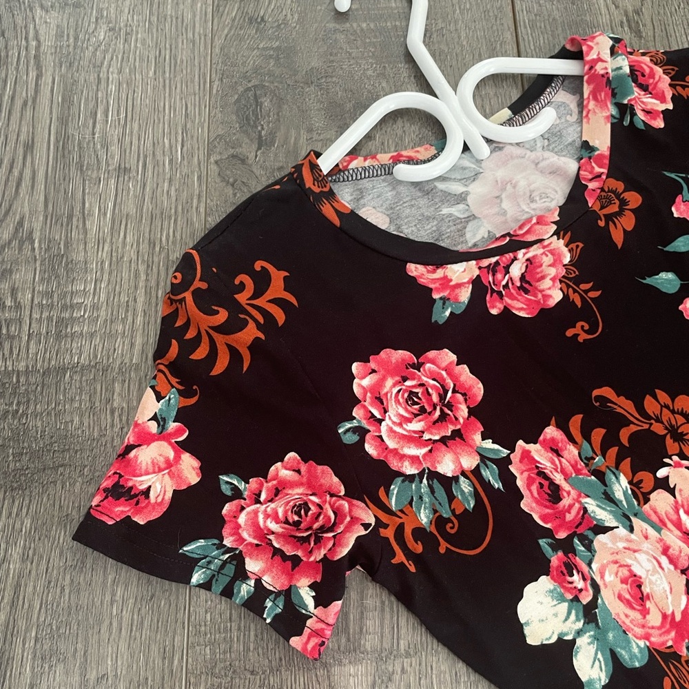 Flowered dress black and pink